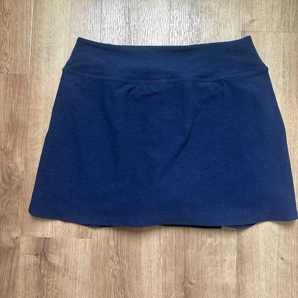 Beyond Yoga Pants - Beyond Yoga Spacedye Kickstart Skort In Navy Size Medium